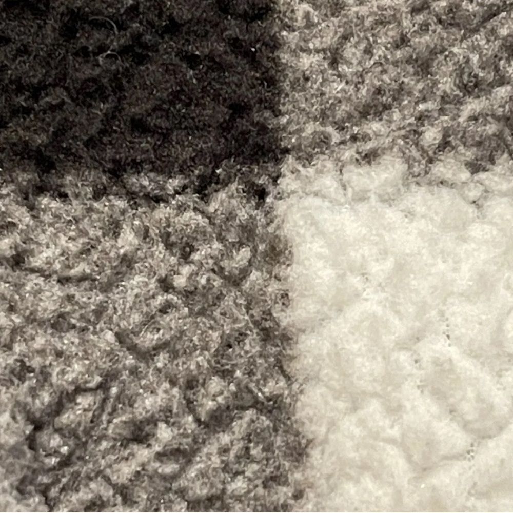 AMERICAN EAGLE Sherpa Fleece Black White Grey Checkered Pullover Hoodie M - Picture 5 of 9